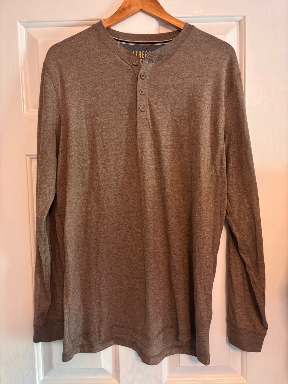 Men's Weatherproof Vintage Long-Sleeve Henley Shirt in Brown